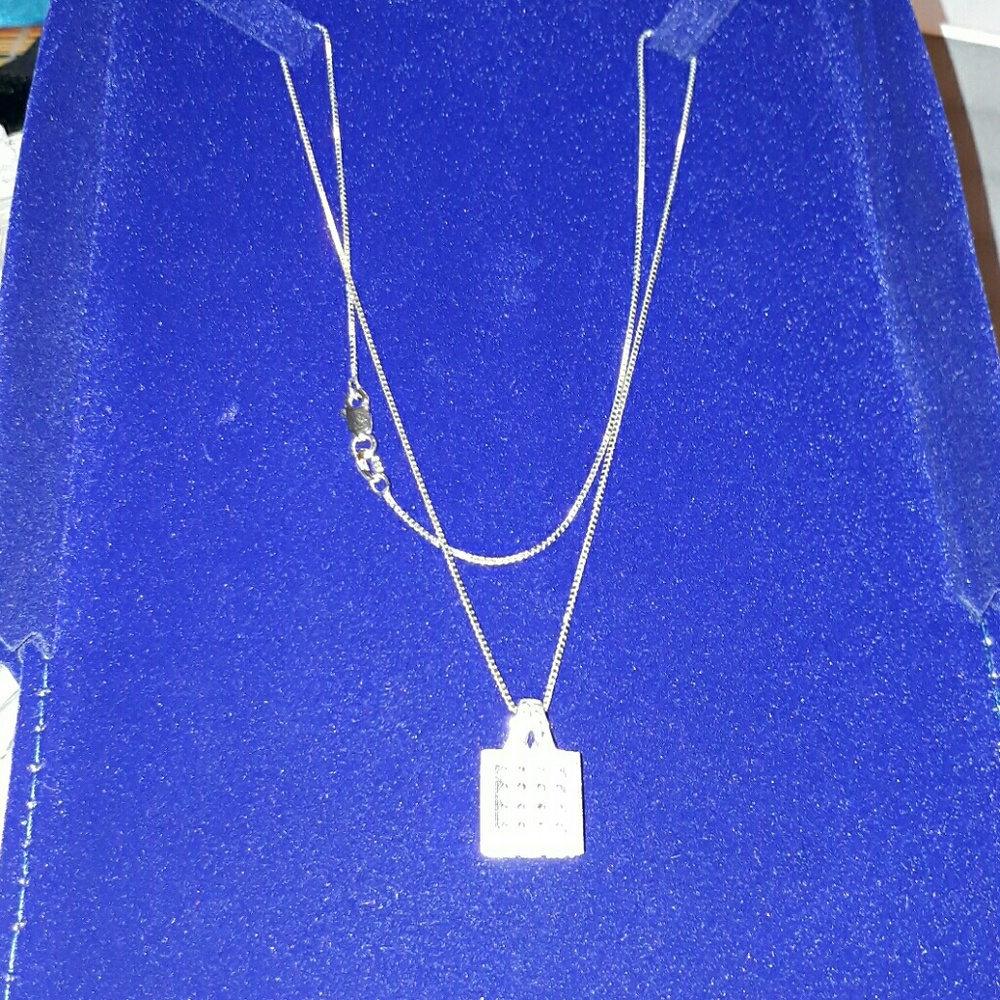 1/2 cts. DIAMOND PENDANT & CHAIN